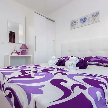 Apartment Gabi *