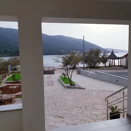 Gabi Apartment *